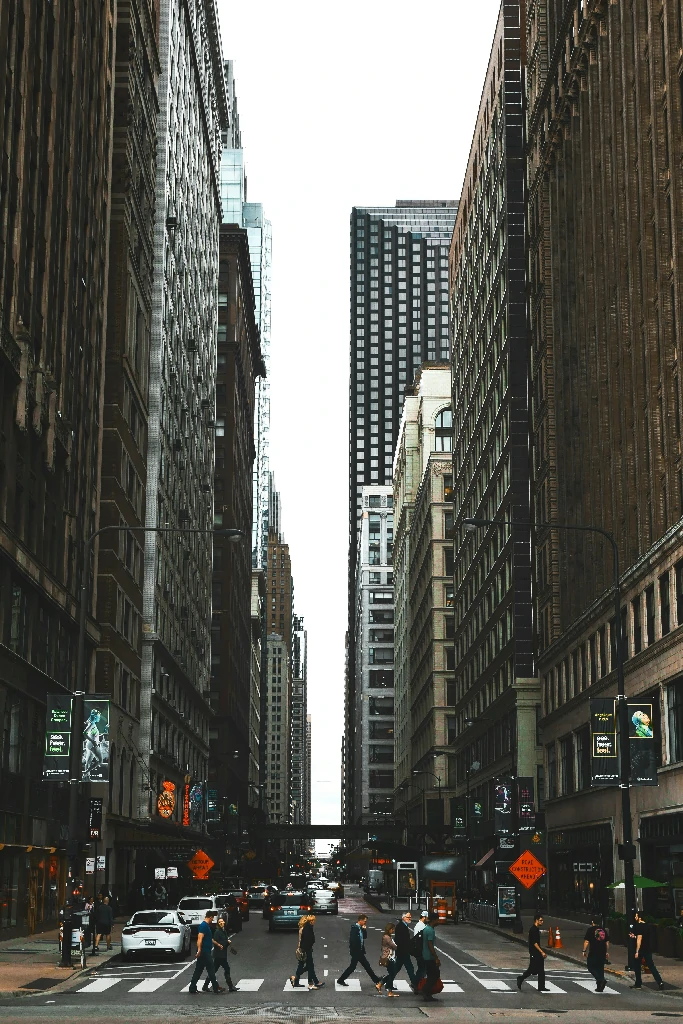 金融城市街道与市场环境场景